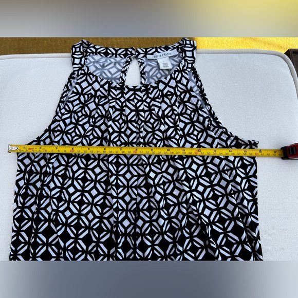 White House Black Market Halter Neck top - Size Small - Picture 14 of 16